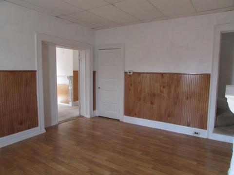 302 N Isabella St, Springfield, OH 45504 photo 5