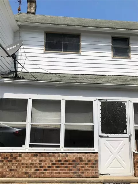 135 Upper Vly, Springfield, OH 45504 photo 1