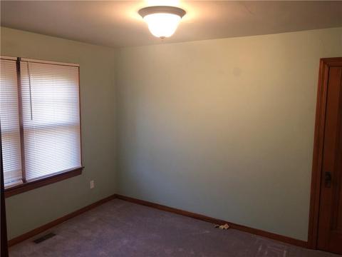2001 S Limestone St, Springfield, OH 45505 photo 12
