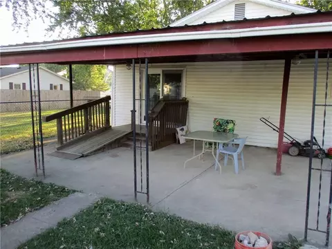518 N Wilson Ave, Sidney, OH 45365 photo 2