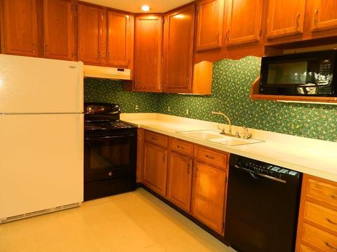 500 Gruen Dr, Springfield, OH 45505 photo 2
