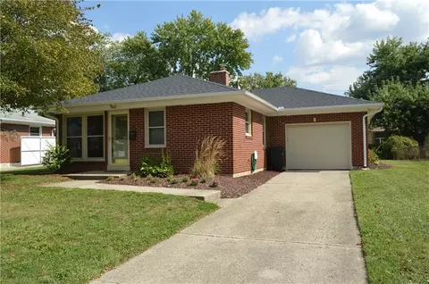 4836 Westmont, Springfield, OH 45503 photo 1
