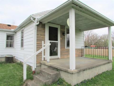 1737 S Burnett Rd, Springfield, OH 45505 photo 2
