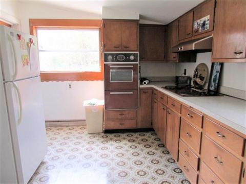 1737 S Burnett Rd, Springfield, OH 45505 photo 9