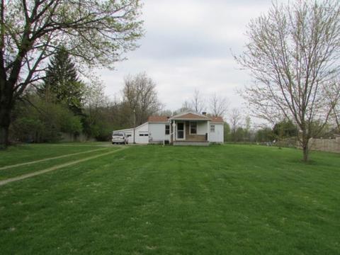 1737 S Burnett Rd, Springfield, OH 45505 photo 3