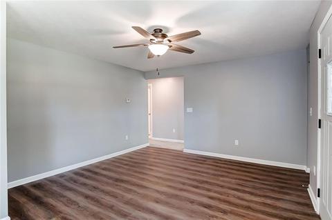 221 Hickory Dr, Springfield, OH 45503 photo 8