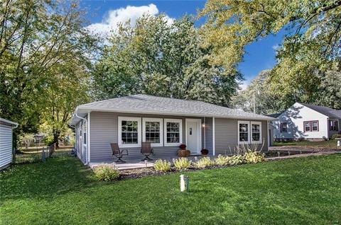 221 Hickory Dr, Springfield, OH 45503 photo 2