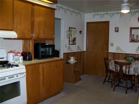 607 Johnson Ave, Celina, OH 45822 photo 4