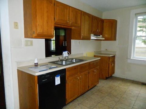 380 E Madison Ave, Springfield, OH 45503 photo 8