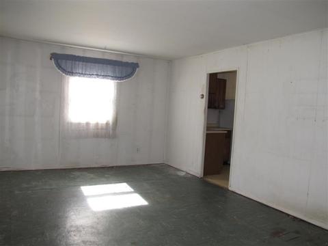 1511 S Burnett Rd, Springfield, OH 45505 photo 3