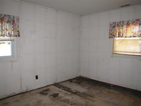 1511 S Burnett Rd, Springfield, OH 45505 photo 12