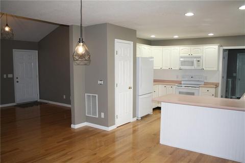 4882 Jenny Ct, Springfield, OH 45504 photo 8