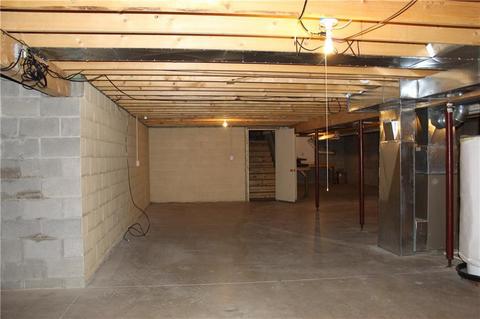 875 E Jackson, Springfield, OH 45502 photo 26