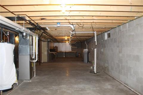 875 E Jackson, Springfield, OH 45502 photo 27