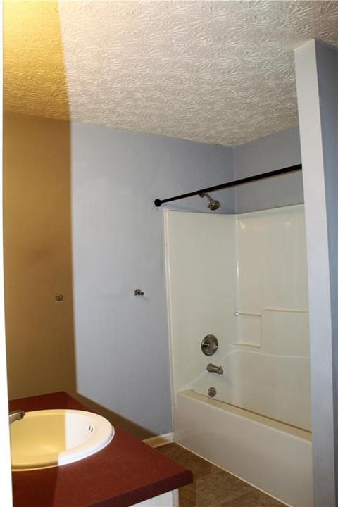875 E Jackson, Springfield, OH 45502 photo 13