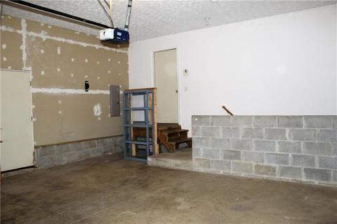 875 E Jackson, Springfield, OH 45502 photo 21