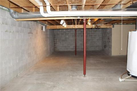 875 E Jackson, Springfield, OH 45502 photo 24