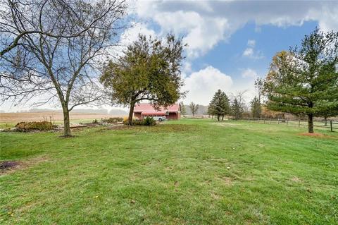 1135 E Possum Rd, Springfield, OH 45502 photo 3