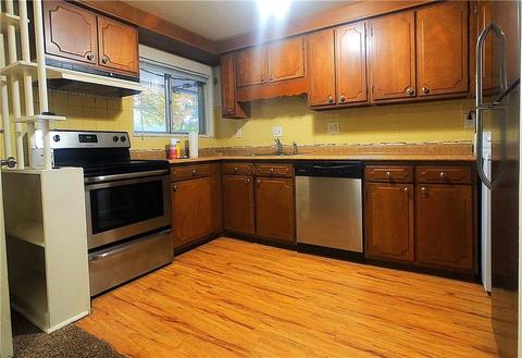 3679 Hertland Dr, Dayton, OH 45439 photo 8