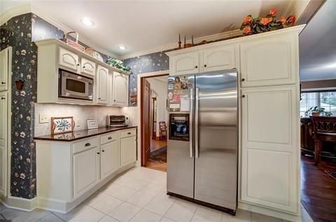 276 N Broadmoor Blvd, Springfield, OH 45504 photo 17
