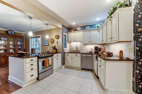 276 N Broadmoor Blvd, Springfield, OH 45504 photo 13