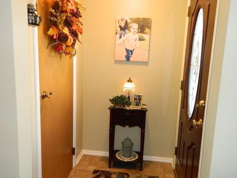1501 Hyannis Dr, Springfield, OH 45503 photo 3
