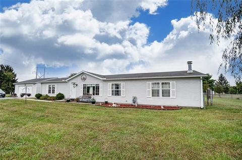 4820 Willowdale, Springfield, OH 45502 photo 1