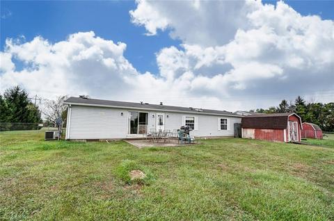 4820 Willowdale, Springfield, OH 45502 photo 33