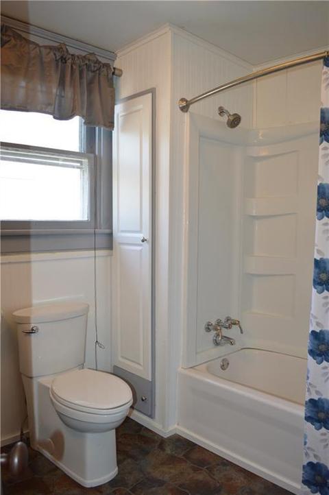 735 E Madison, Springfield, OH 45503 photo 13