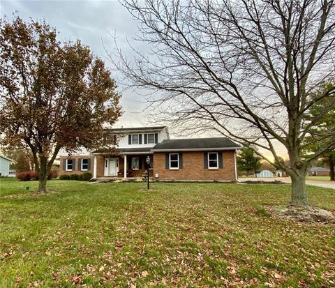 3744 Marbella St, Springfield, OH 45502 photo 2