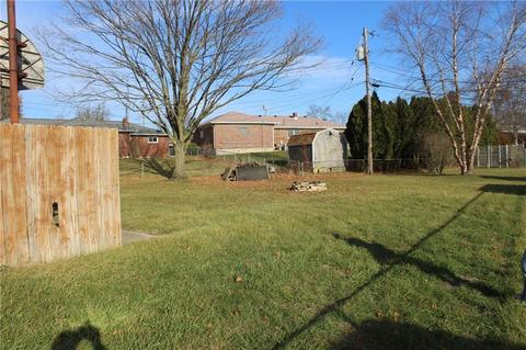 5108 W Ridgewood, Springfield, OH 45503 photo 3