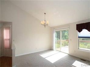 8740 Woolstone Ct, Maineville, OH 45039 photo 3