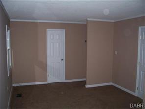 5656 Sharp Rd, Dayton, OH 45432 photo 7