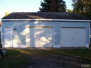 5656 Sharp Rd, Dayton, OH 45432 photo 3