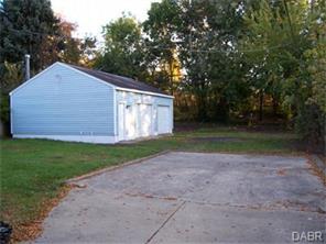 5656 Sharp Rd, Dayton, OH 45432 photo 4