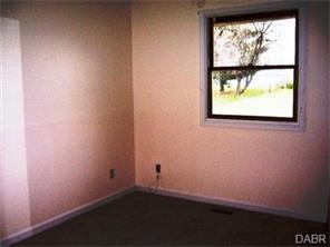 214 West Dr, New Carlisle, OH 45504 photo 6