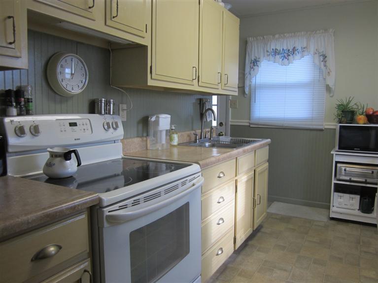 5944 Sharp Rd, Dayton, OH 45432 photo 2