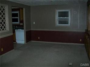 2655 Hilldale Rd, Springfield, OH 45505 photo 2