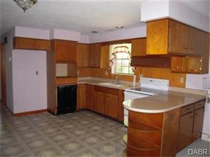 4214 Patterson Rd, Beavercreek, OH 45430 photo 4