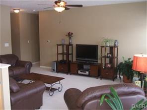 184 Mcdaniels Ln, Springboro, OH 45066 photo 3