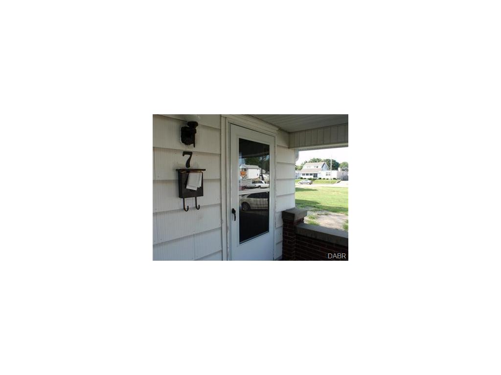 7 Maple Ave, Fairborn, OH 45324 photo 9