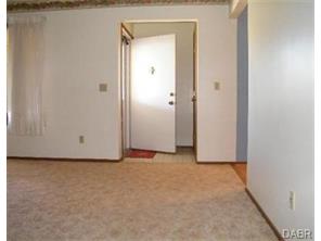 1144 Bradford Dr, Springfield, OH 45503 photo 5
