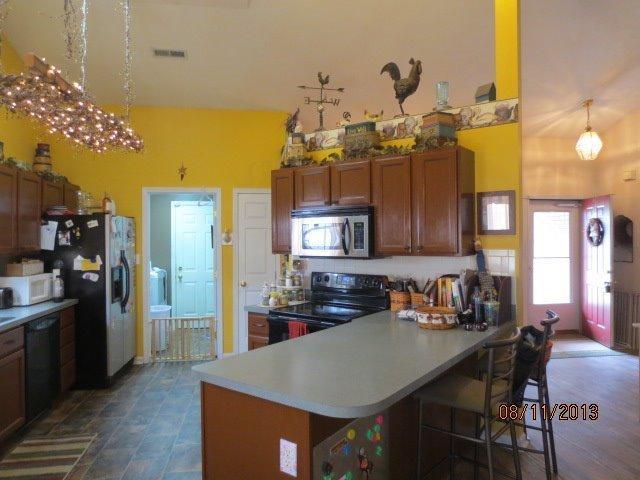 5818 Wynn Rd, Springfield, OH 45502 photo 3