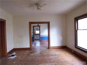 833 Oak St, Springfield, OH 45505 photo 3
