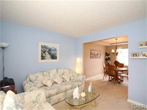 7234 Wethersfield Dr, Maineville, OH 45039 photo 2