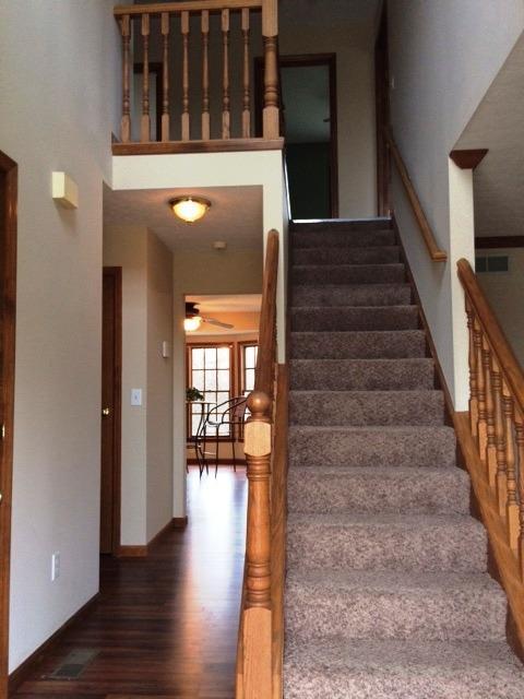 227 E Doris Dr, Fairborn, OH 45324 photo 3