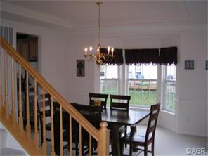 487 Stanton Dr, Springboro, OH 45066 photo 4