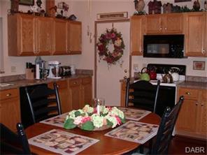 1524 New Castle Ln, Springfield, OH 45503 photo 13