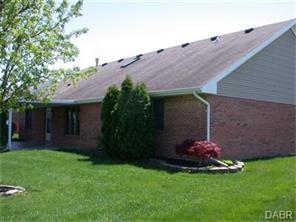 1524 New Castle Ln, Springfield, OH 45503 photo 8