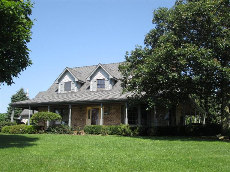 1048 E Rahn Rd, Dayton, OH 45429 photo 1